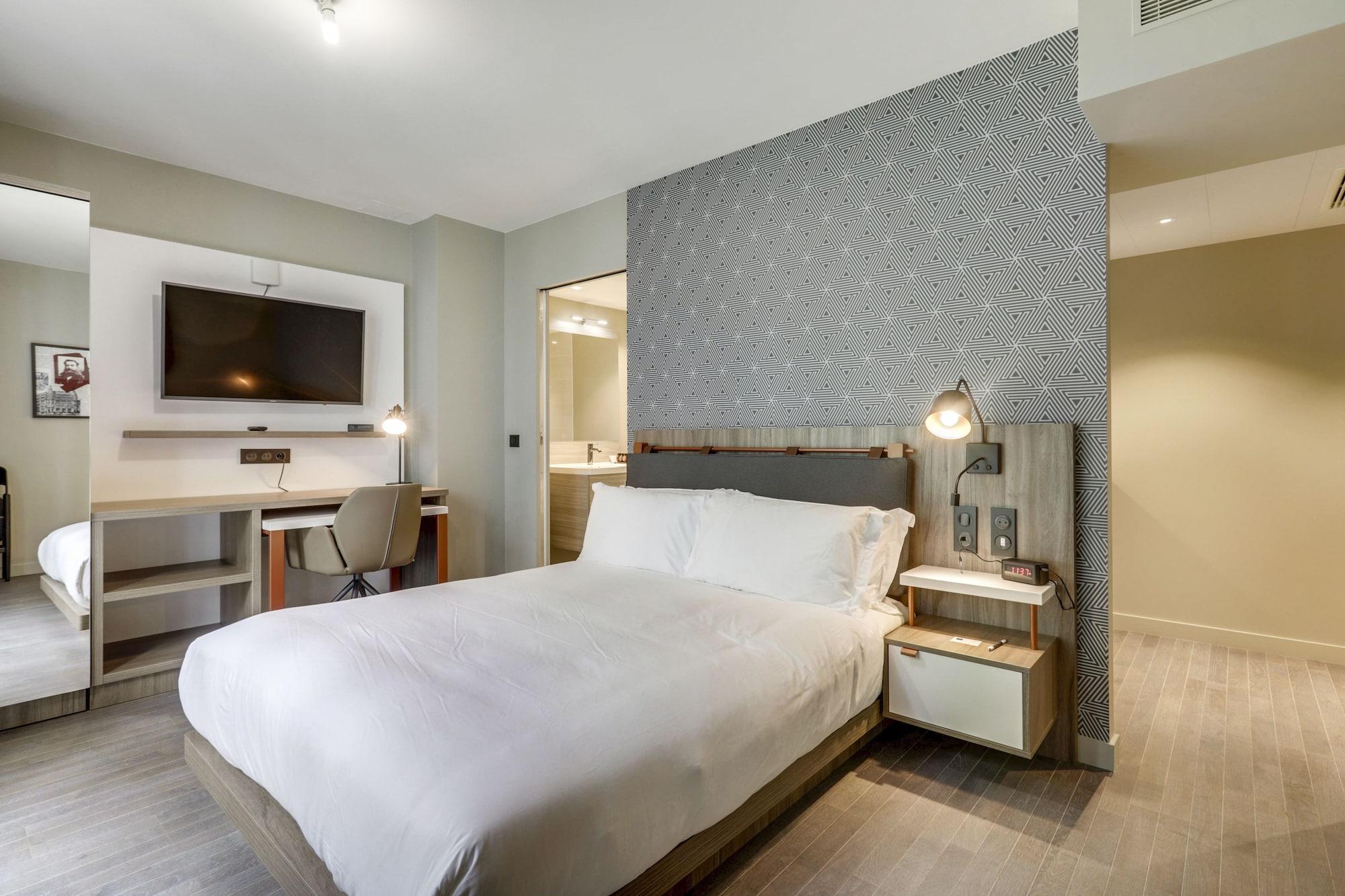 Mode - Arc De Triomphe 4*