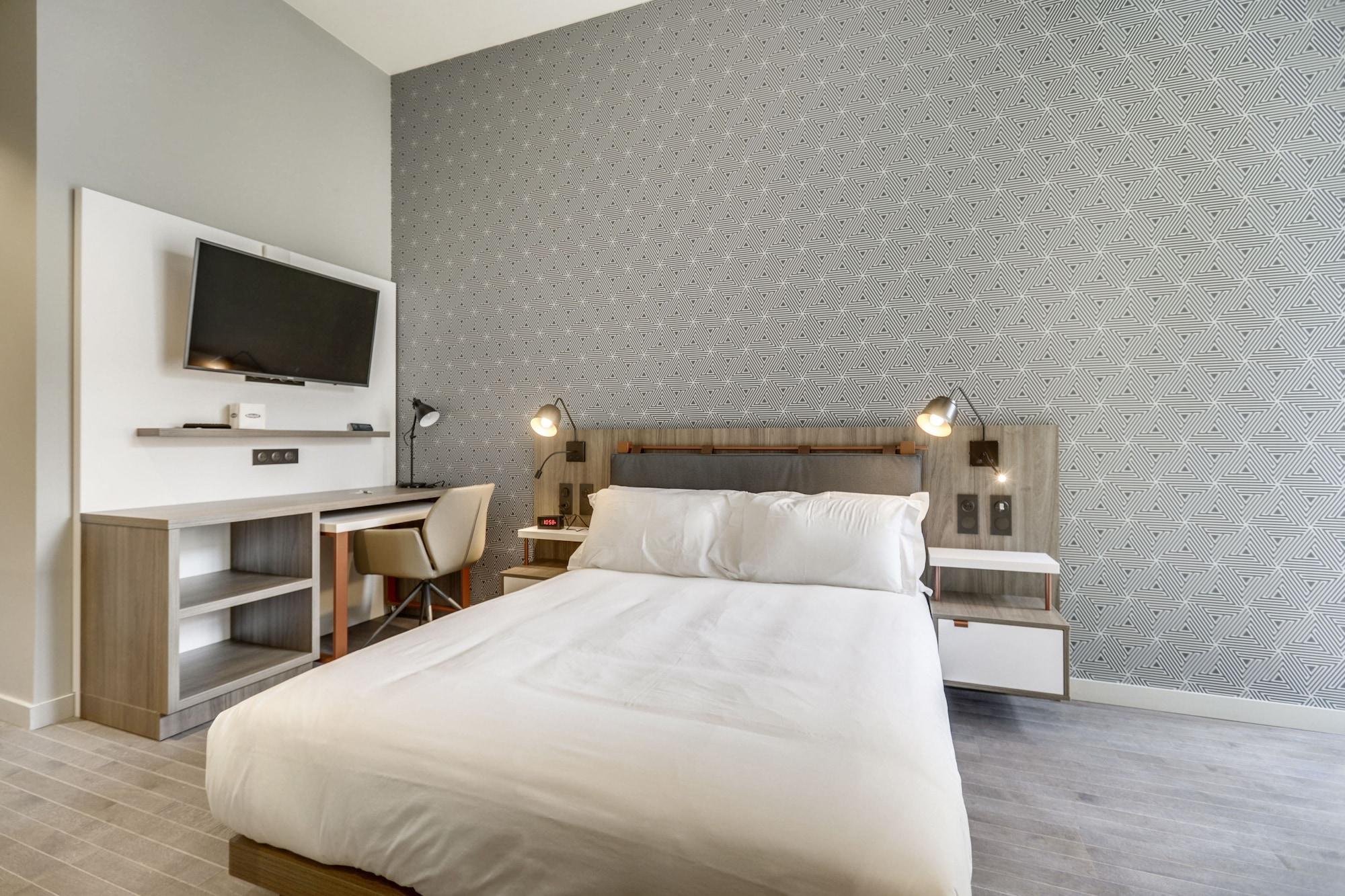 Mode - Arc De Triomphe