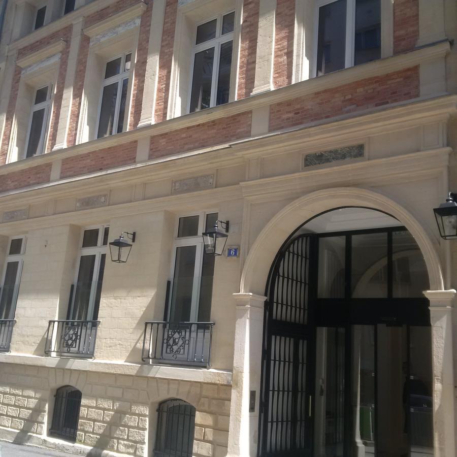 Mode - Arc De Triomphe